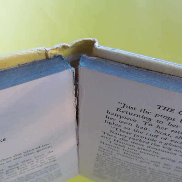 Nancy Drew #4 The Mystery at Lilac Inn - Picture 7 of 7